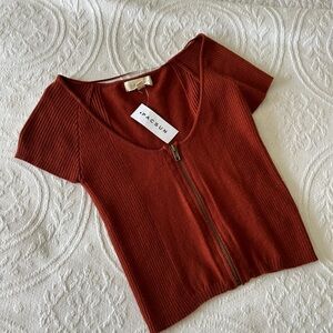 NWT PacSun Rust Red Ribbed Zip-Up Blouse